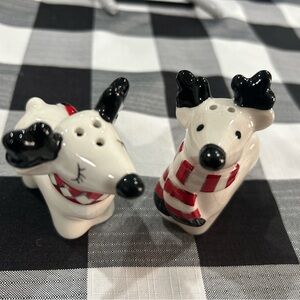 AdorablesBlack and White Reindeer Salt and Pepper Shakers NWOB